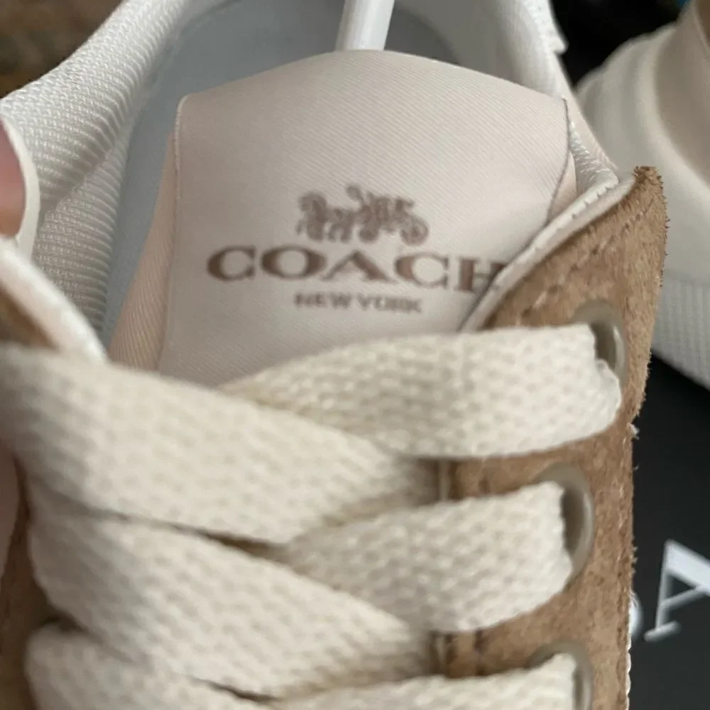 NWT Brand New Women’s Coach sneakers NWTIB. Size 9.5D - Picture 7 of 8
